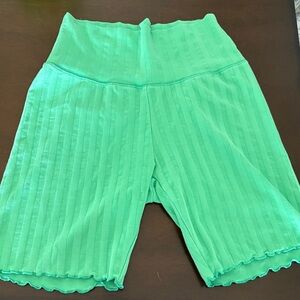 Aerie Vibrant Green High-Waist Shorts size Medium